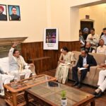 हरिद्वार पहुंचकर सीएम ने परखी कुंभ की तैयारी, समीक्षा बैठक में दिए निर्देश