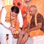 पुष्पवर्षा और चरण प्रक्षालन के साथ देवभूमि ने किया शिवभक्त कांवड़ियों का अभिनंदन